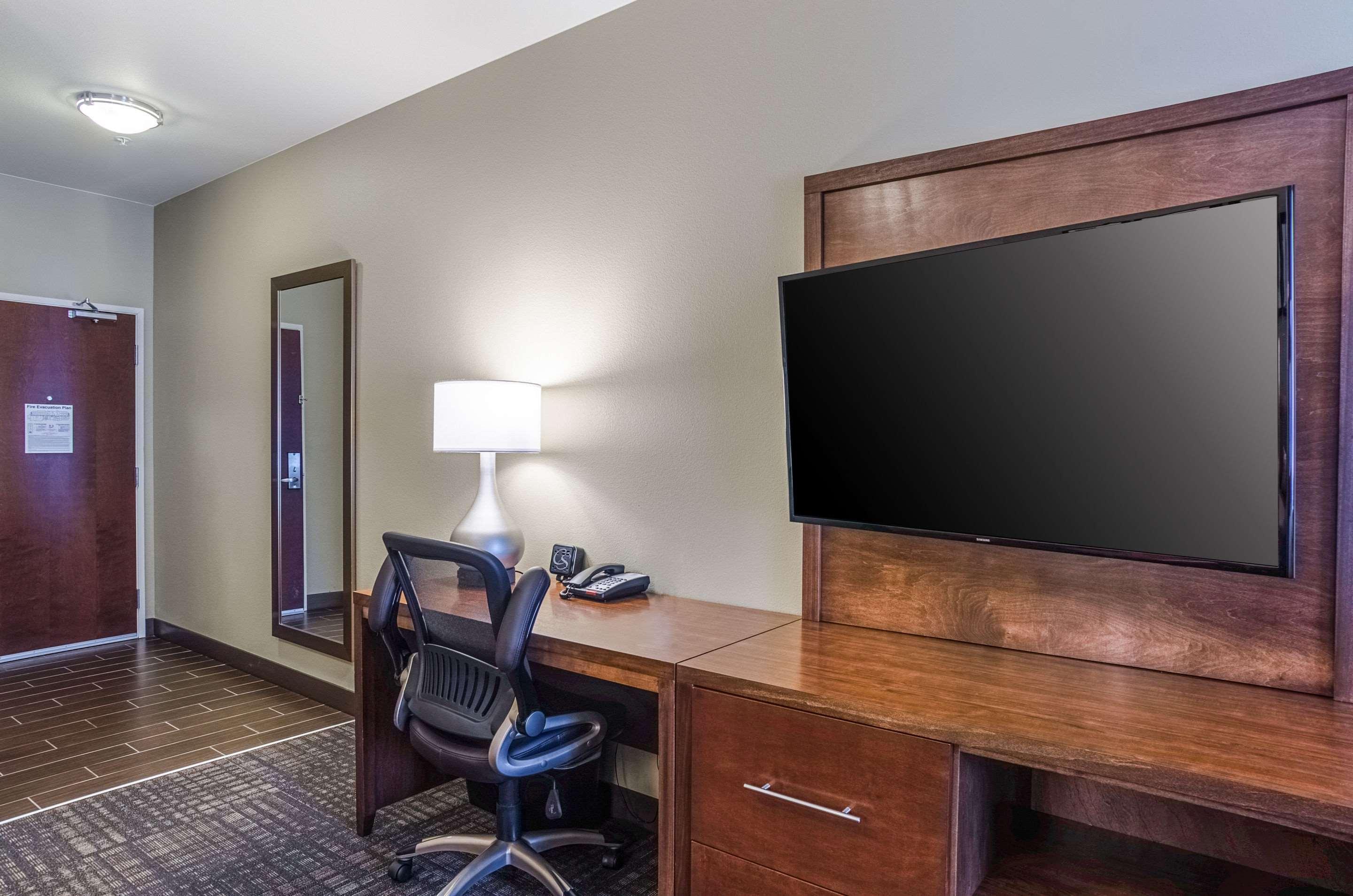 Comfort Suites Loveland Buitenkant foto