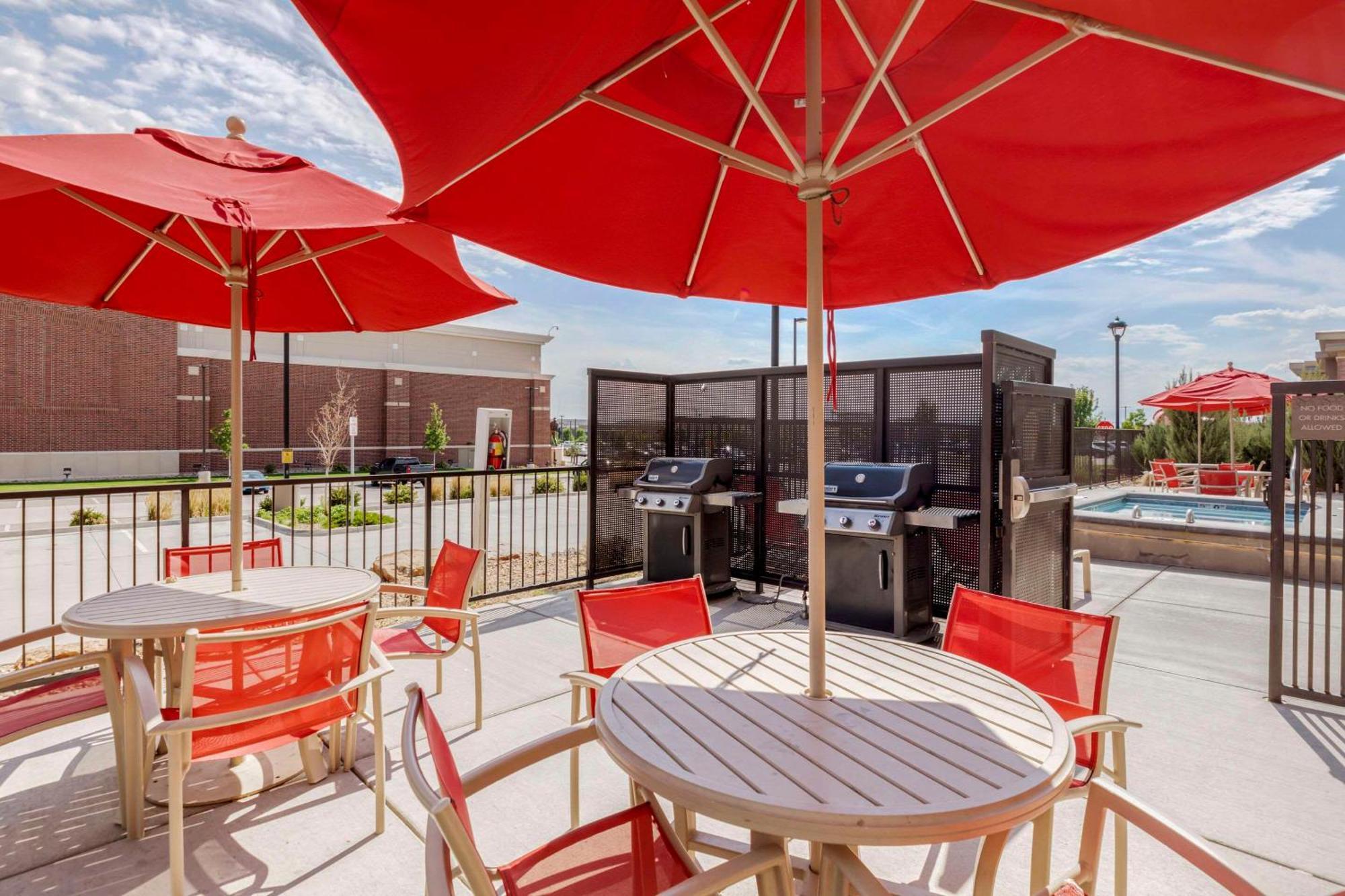 Comfort Suites Loveland Buitenkant foto