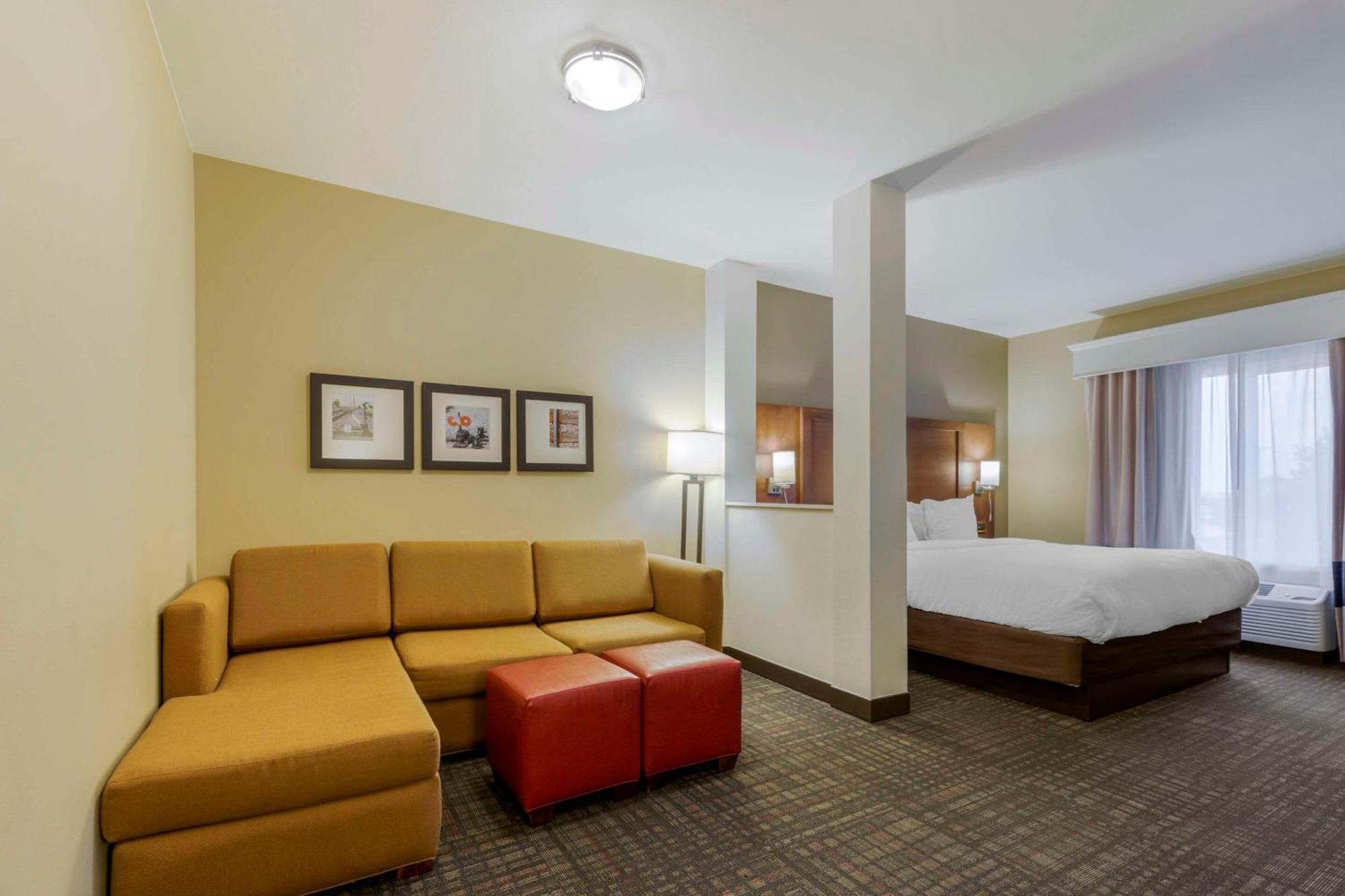 Comfort Suites Loveland Buitenkant foto